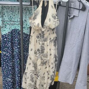 Grane Cream and Black Floral Backless Dress